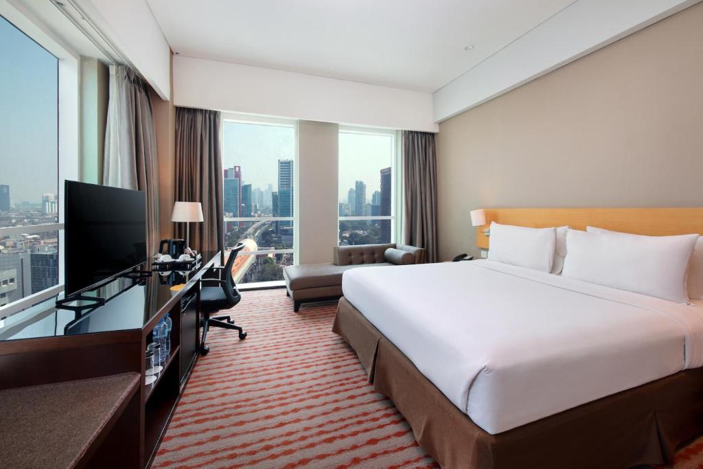 JS Luwansa Hotel